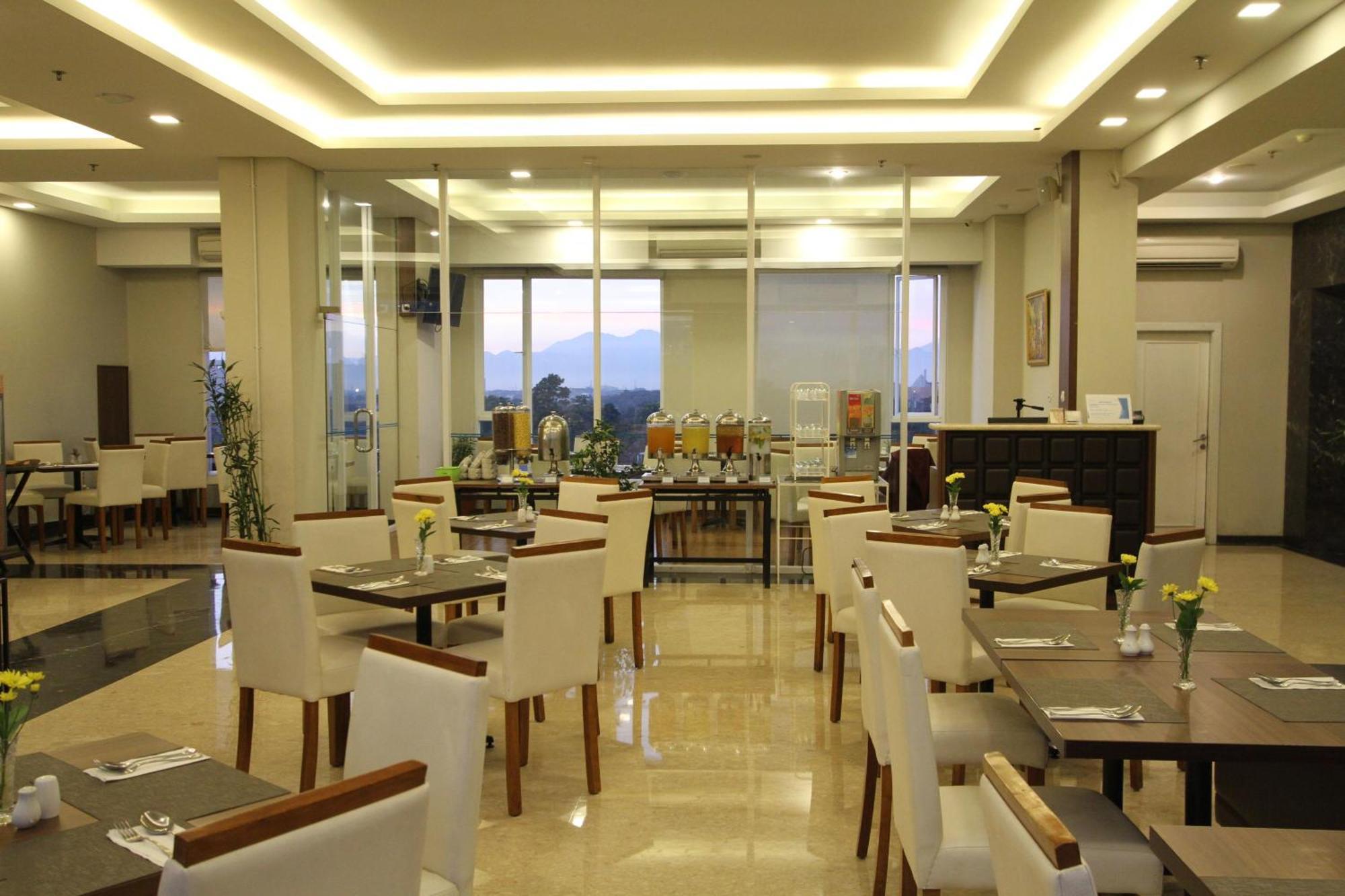 Grand Tebu Hotel Bandung Bagian luar foto