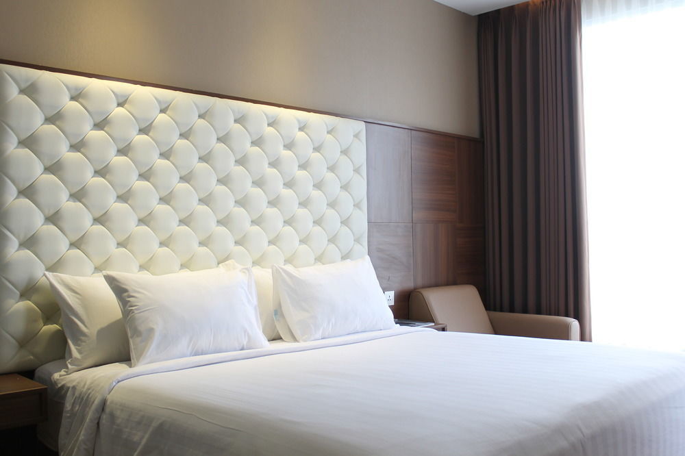 Grand Tebu Hotel Bandung Bagian luar foto